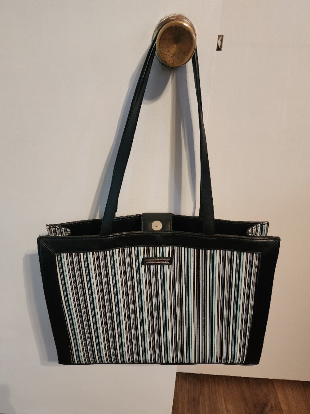 Longaberger Shoulder Bag with Wallet
